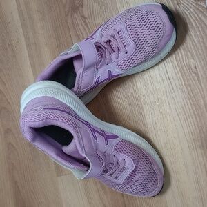 Asics Running tennis shoes